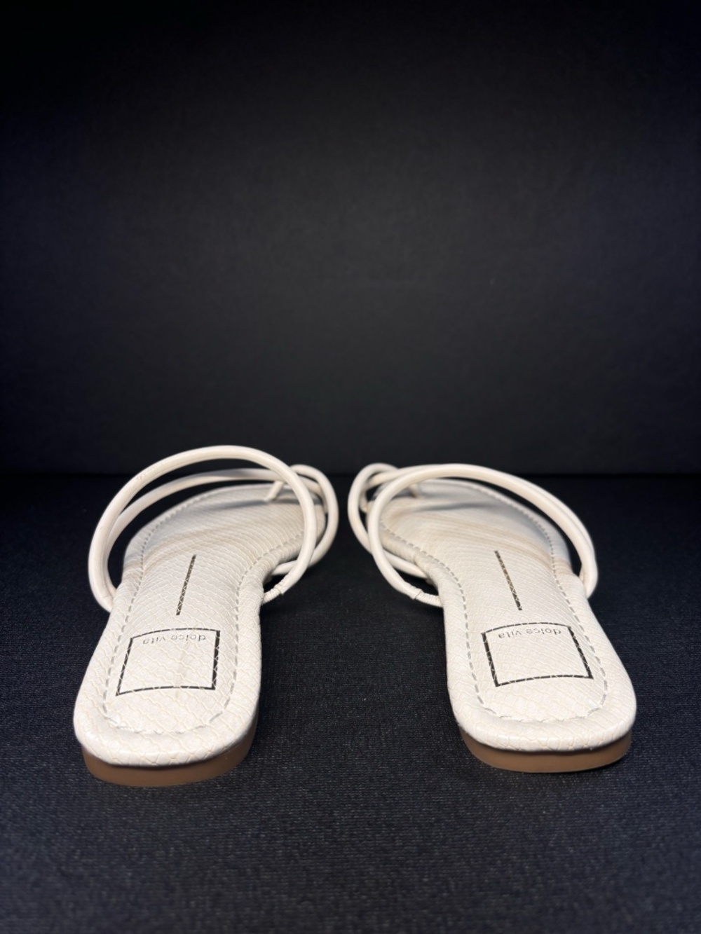 Dolce Vita White Strappy Square Toe Flat Sandals Size 9.5 Minimalist Resort Chic - Picture 4 of 14